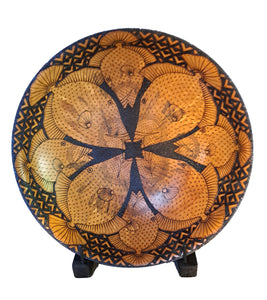 Pyrography Cook Pine Platter with stand "Humu Blossom"