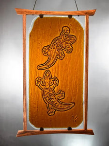 Glass Petroglyph "Moʻo (Gecko)" by Roger Pawley